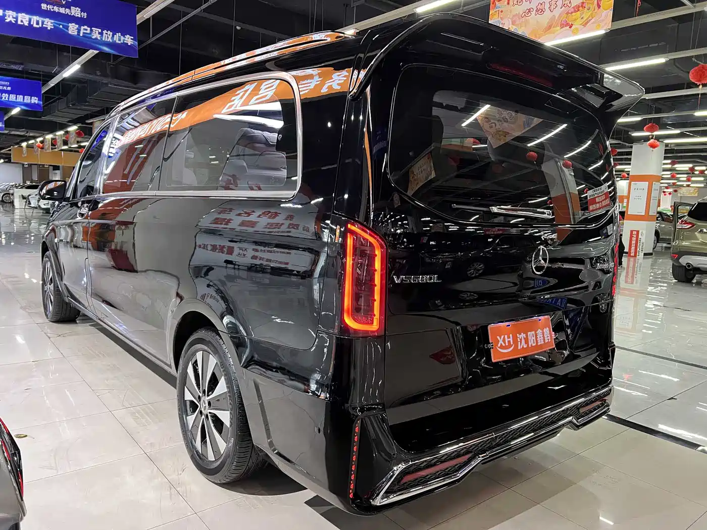 Mercedes-Benz Vito 2023 2.0T Elite 7-Seater фото 22