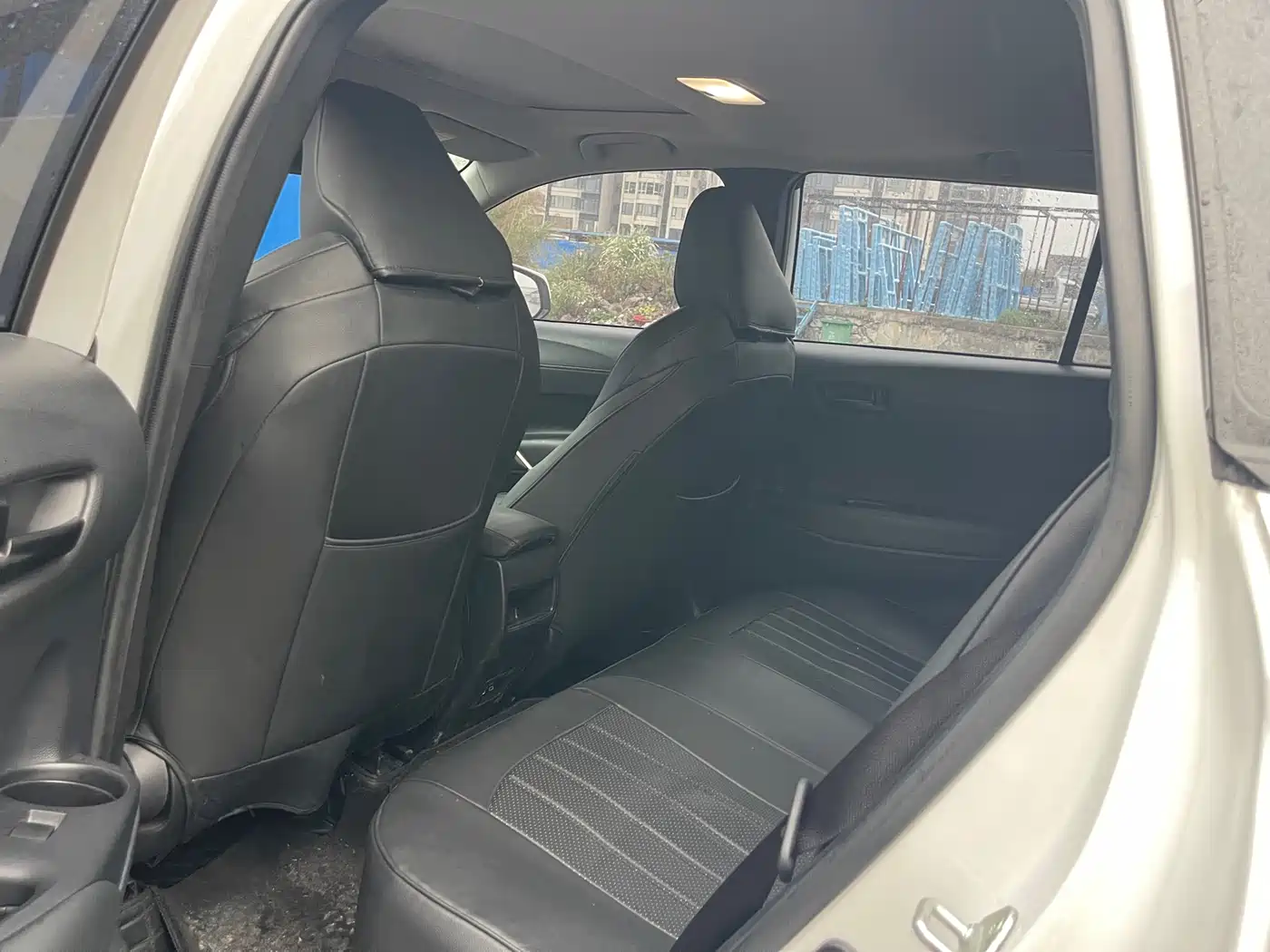 Toyota Frontlander 2023 2.0L CVT Leading Edition фото 7