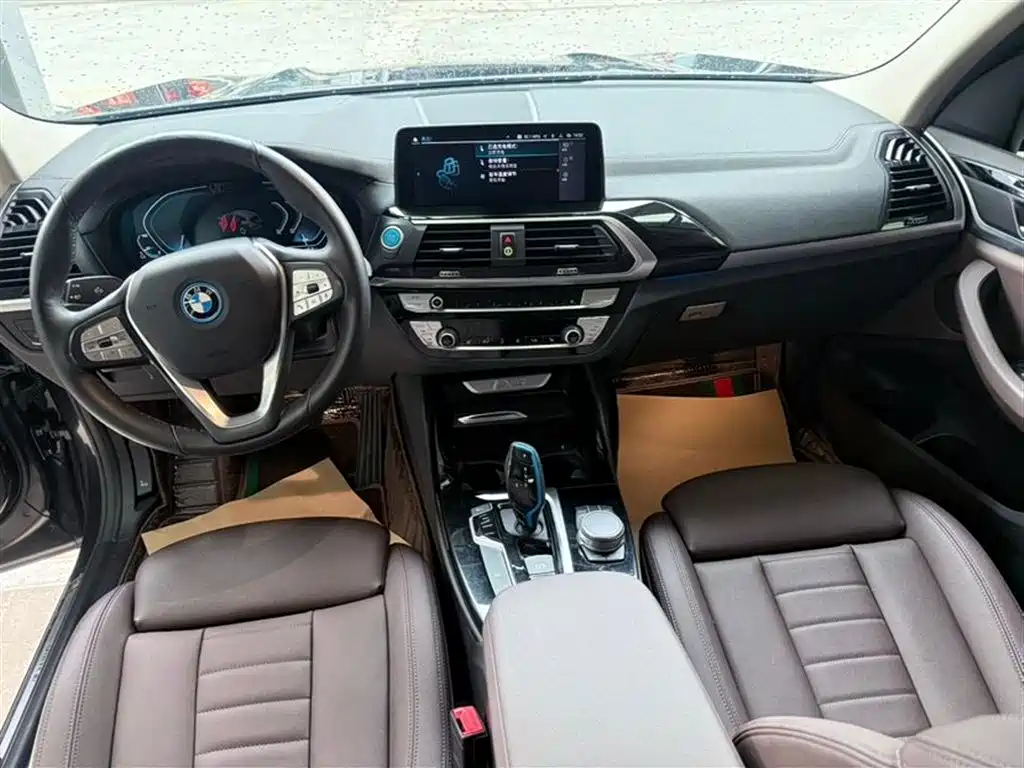 BMW iX3 2021 Facelift Leading фото 10