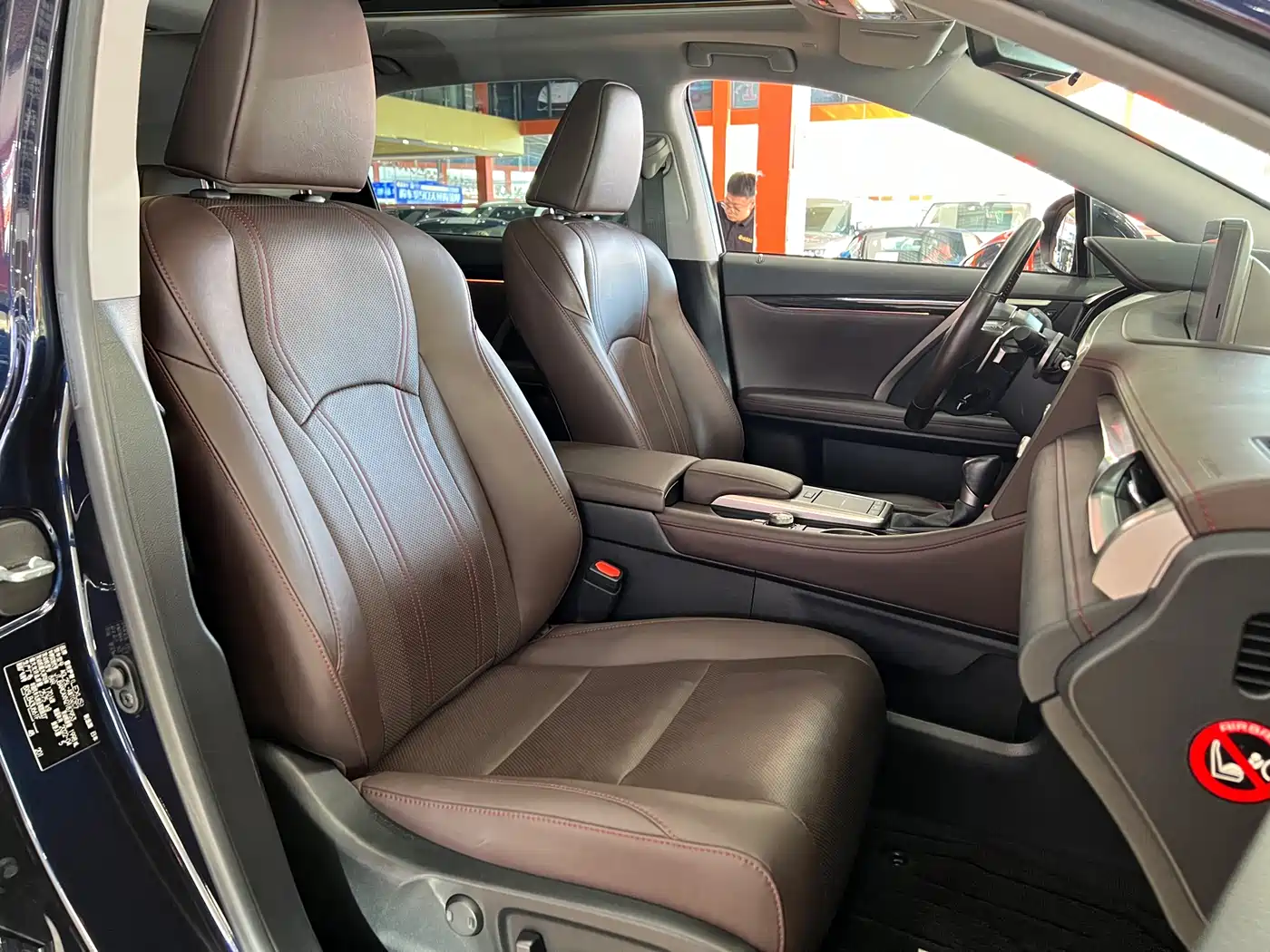 Lexus RX 2020 Facelift 300 AWD Elegance Edition фото 16