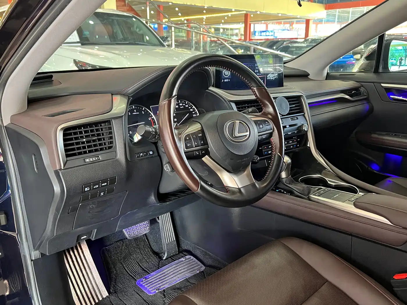 Lexus RX 2020 Facelift 300 AWD Elegance Edition фото 7