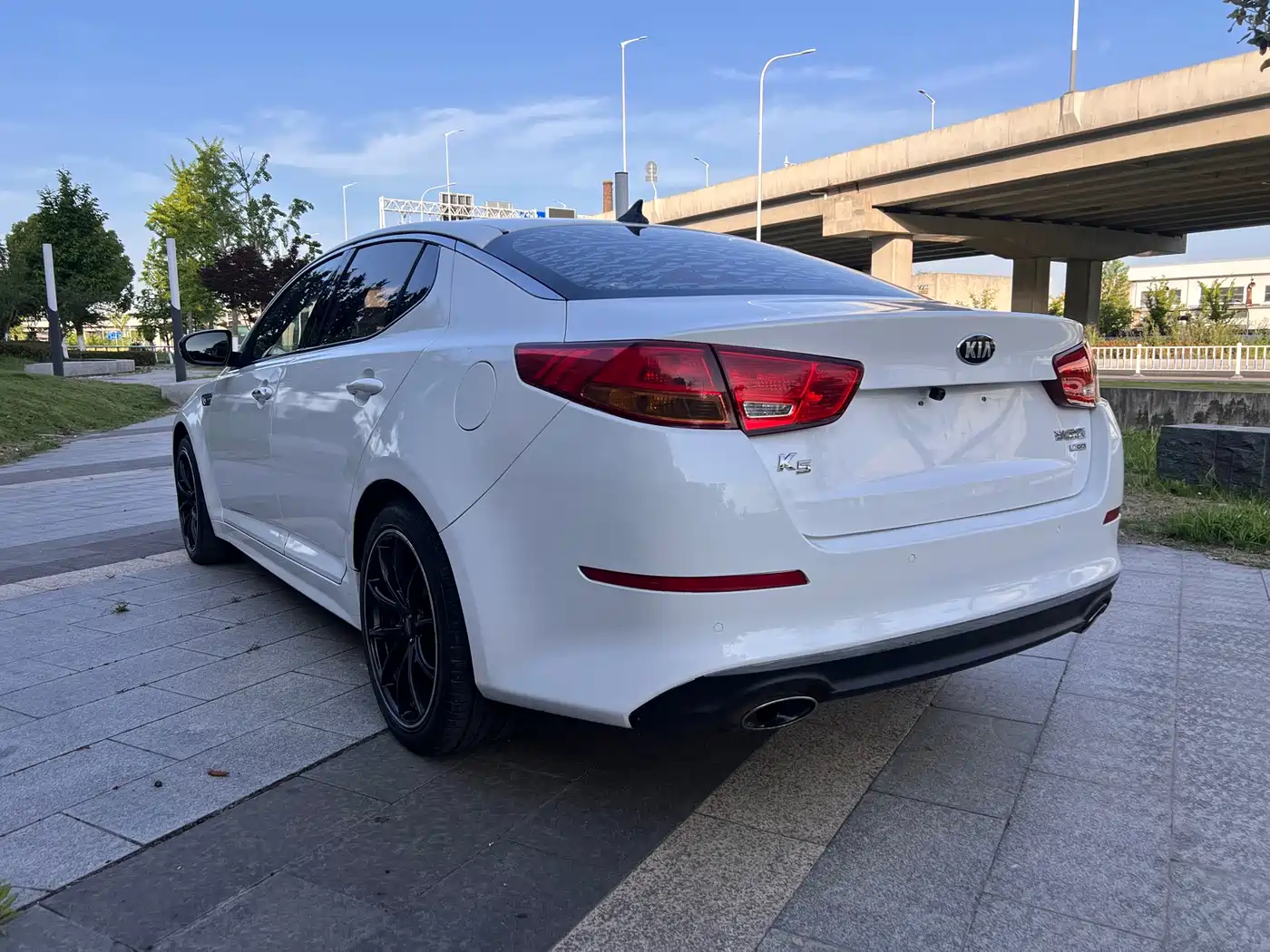 Kia K5 2015 2.0T Automatic Turbo фото 10