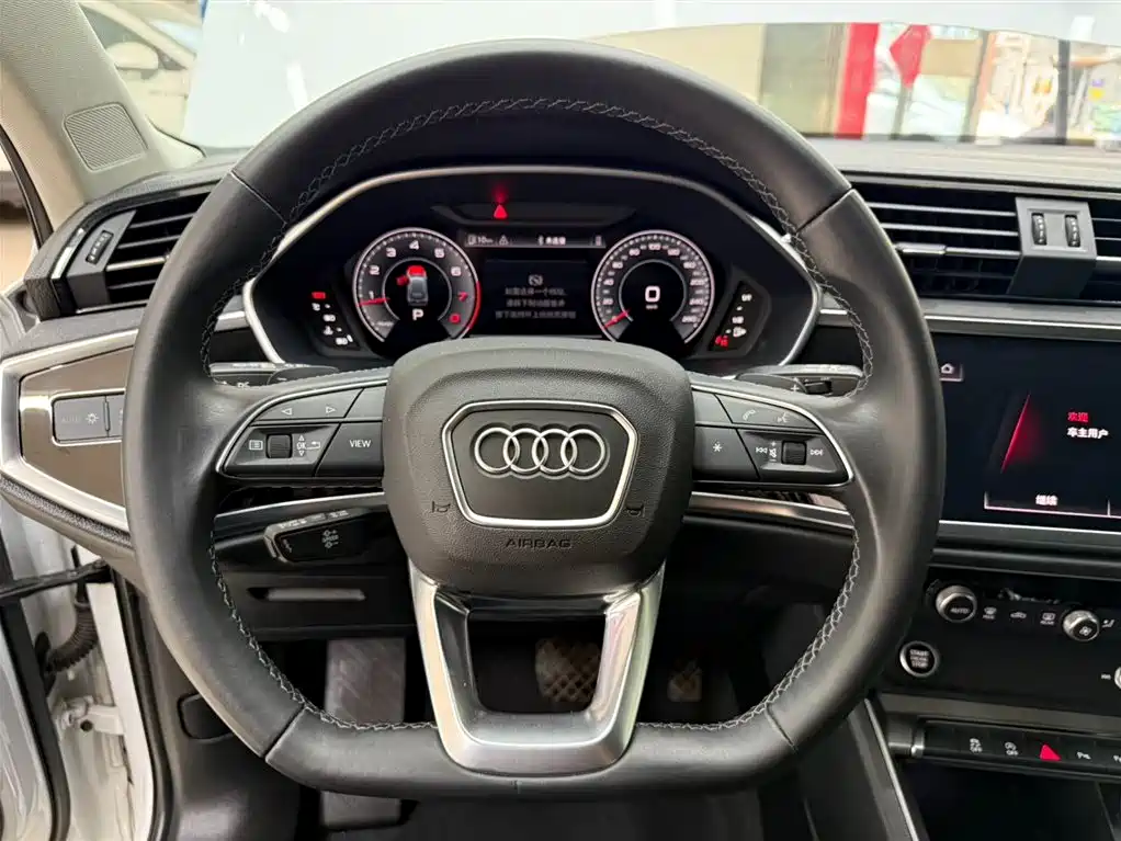 Audi Q3 2022 35 TFSI Fashion Dynamic фото 8