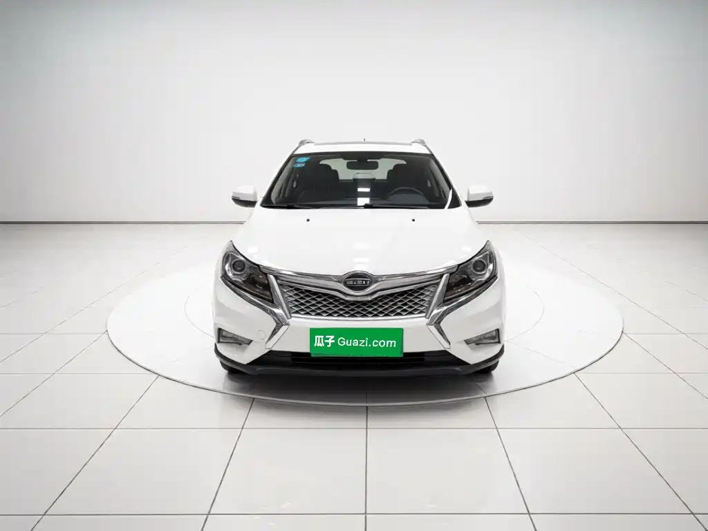 Bisu Auto Bisu M3 2017 2017 1.5L Luxury Edition