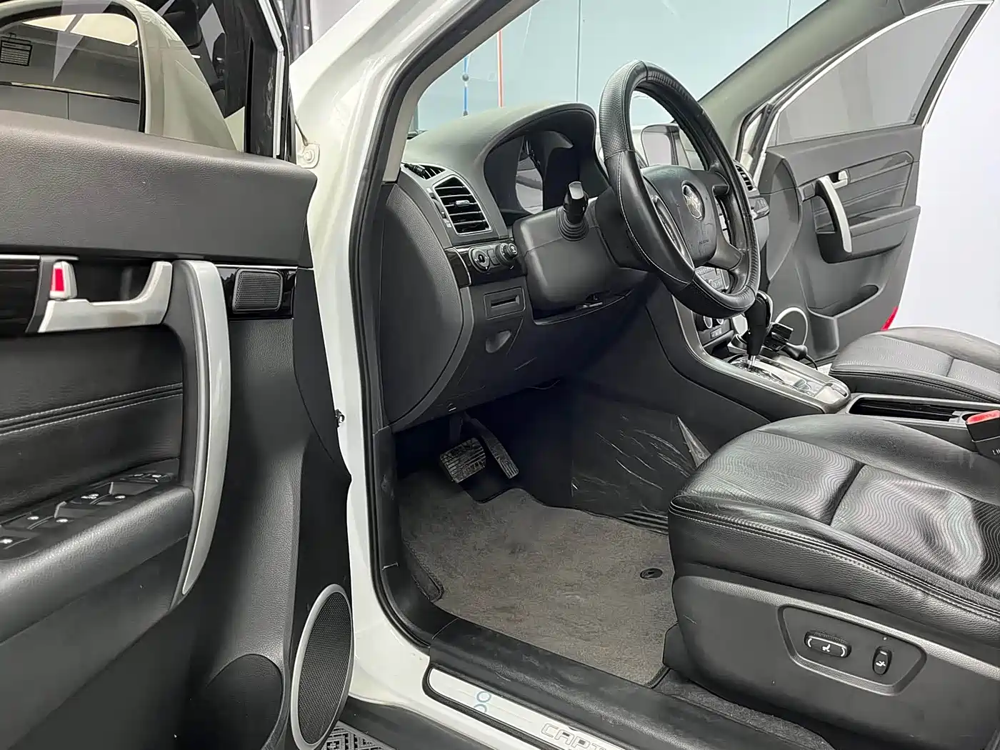 Chevrolet Captiva 2014 2014 2.4L 4WD Flagship 7-seater