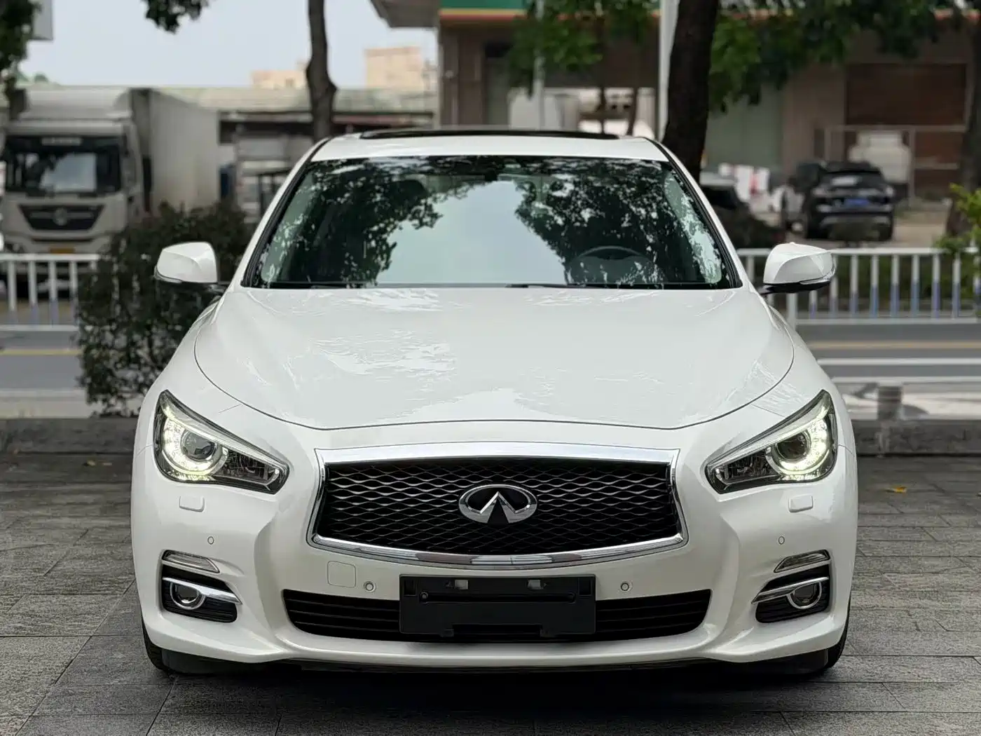 Infiniti Q50 2016 2014 3.7L Comfort Edition