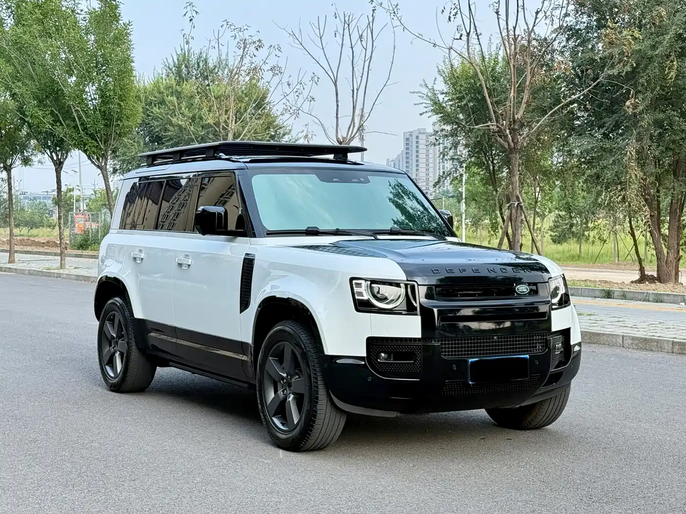 Land Rover Defender 2025 2025 110 3.0T P400 -Dynamic HSE