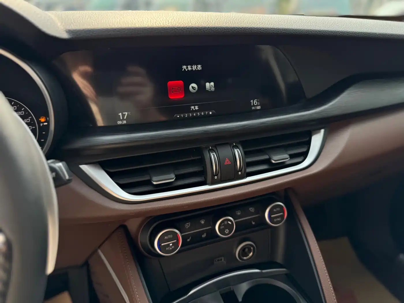 Alfa Romeo Stelvio 2019 2017 2.0T 200HP Elite
