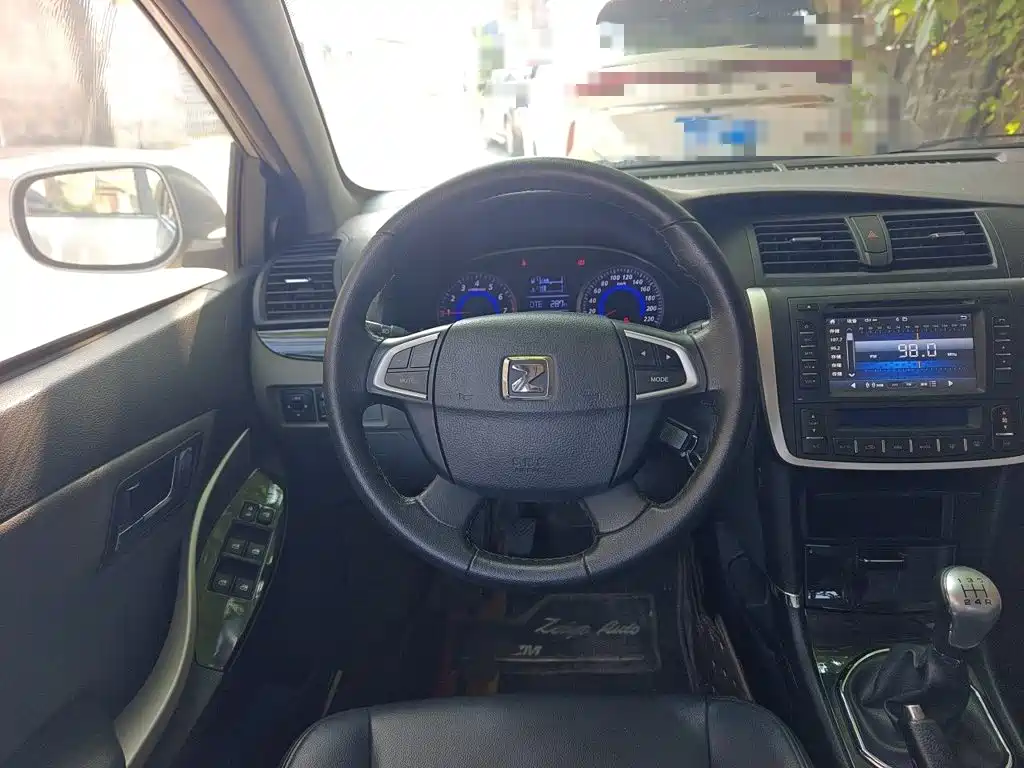 Zotye Z300 2015 2014 New Horizon 1.5L Manual Premium