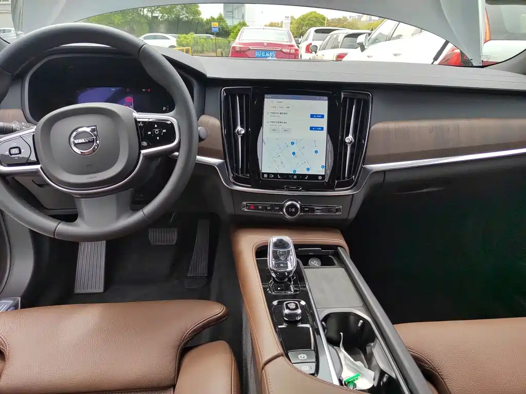 Volvo S90 2025 2025 B5 Zhiyuan Luxury Edition