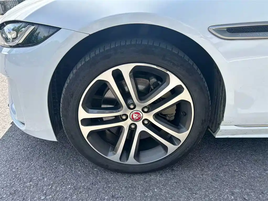 JAGUAR XEL