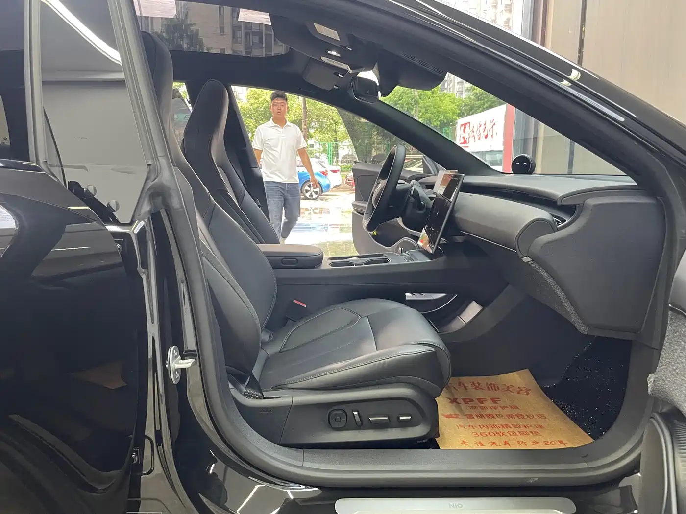 NIO ET5T 2024 75kWh Touring фото 12
