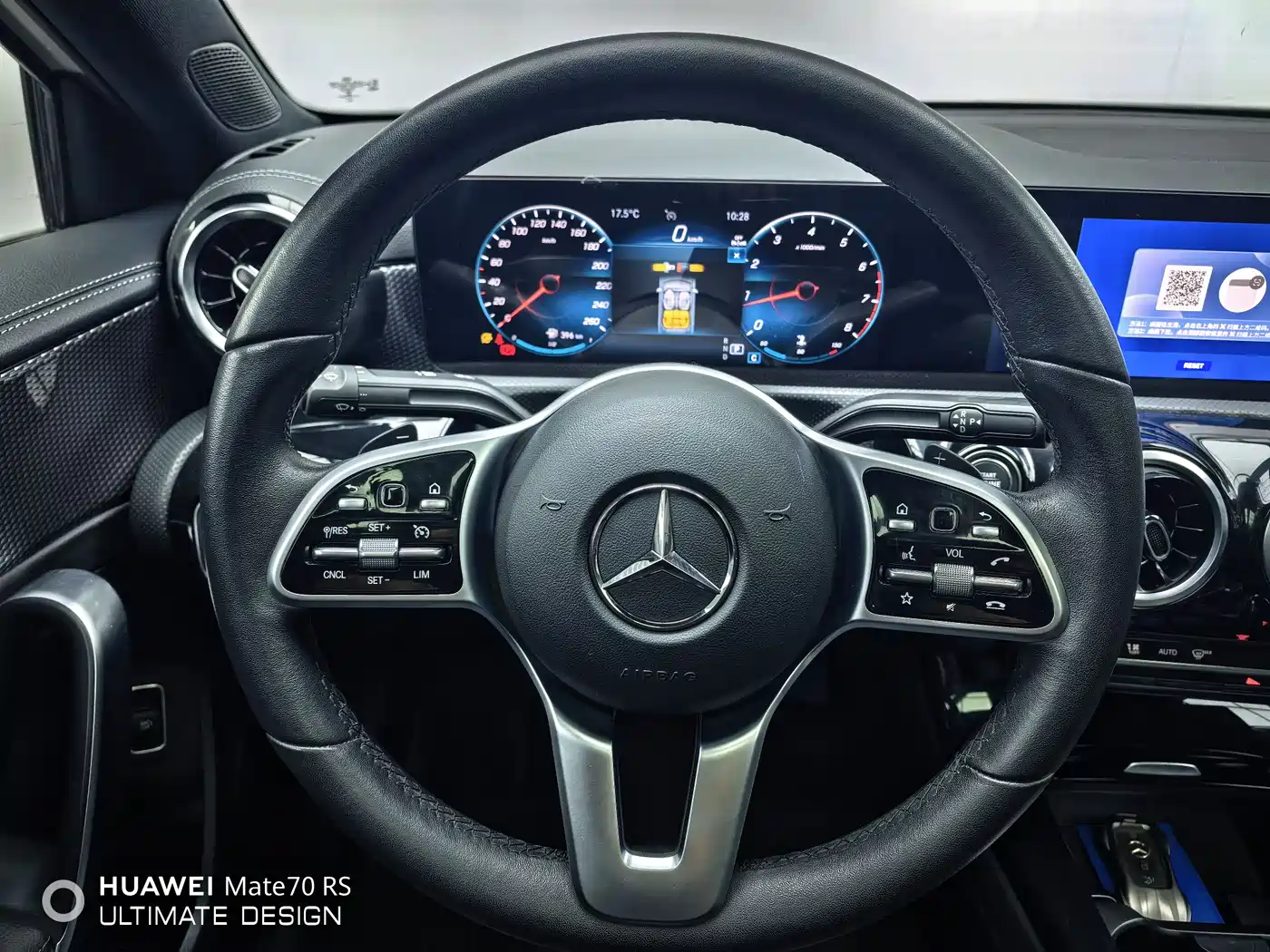 Mercedes-Benz A-Class 2023 A 200 L Dynamic фото 17