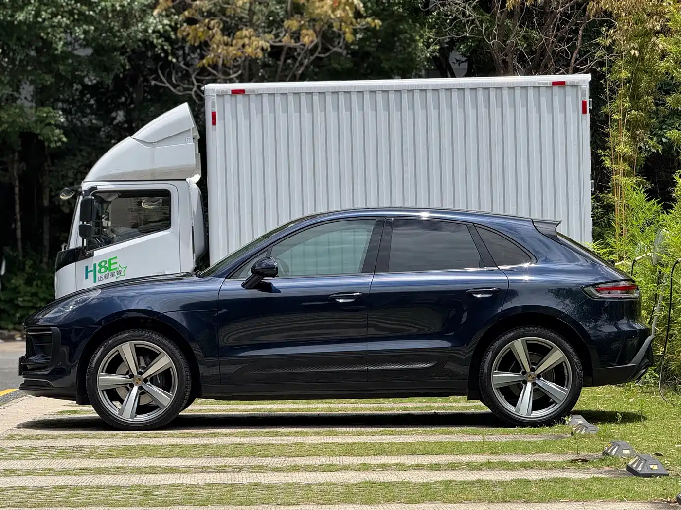 Porsche Macan 2022 Macan 2.0T фото 4