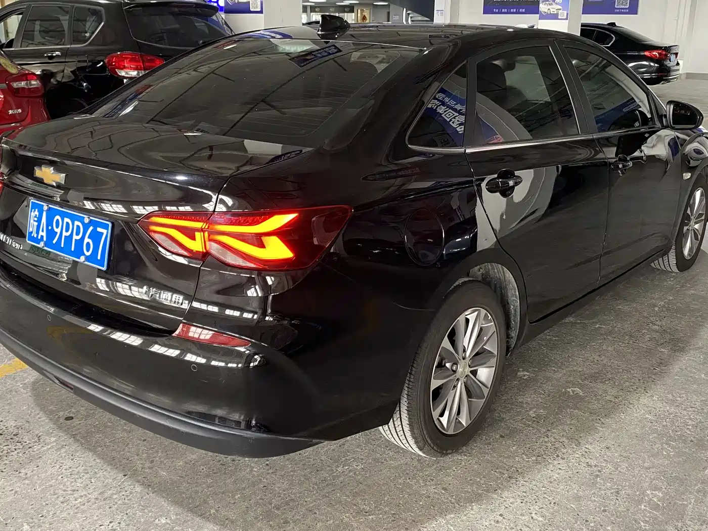 CHEVROLET CRUZE