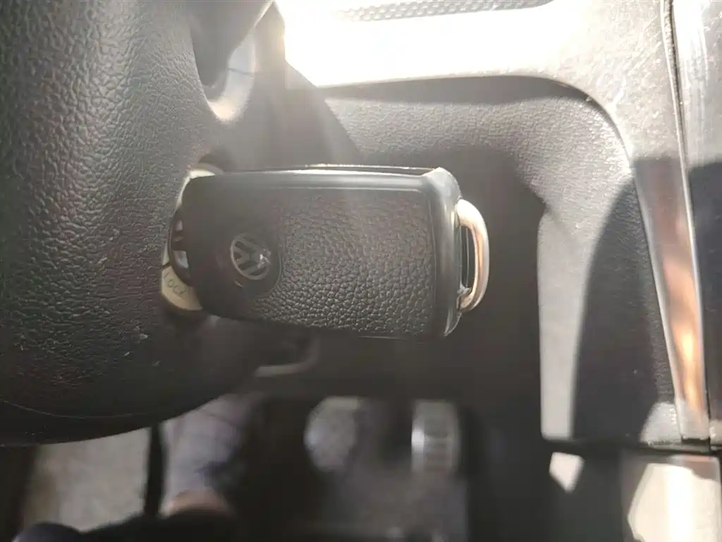 Volkswagen Jetta 2019 Dream Edition 1.5L Manual Fashion фото 9