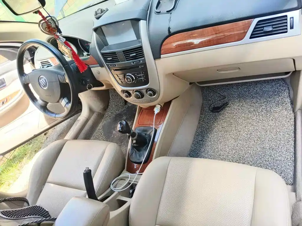 Фото 12 - Buick Excelle