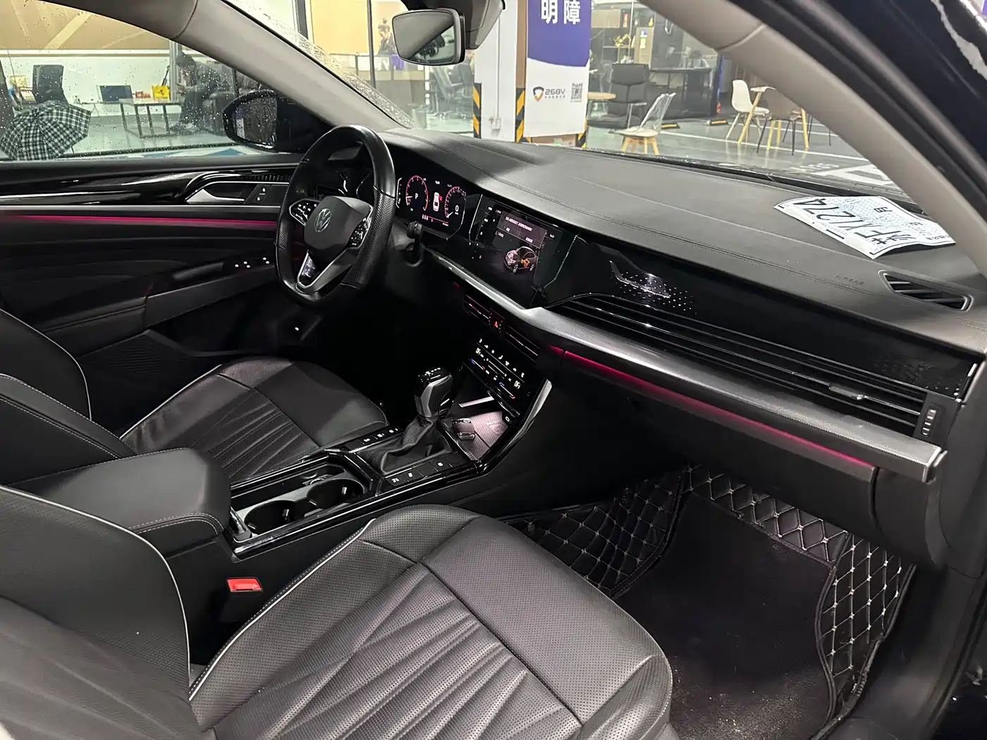 Volkswagen Passat 2022 330TSI Starry Sky Premium Edition фото 22