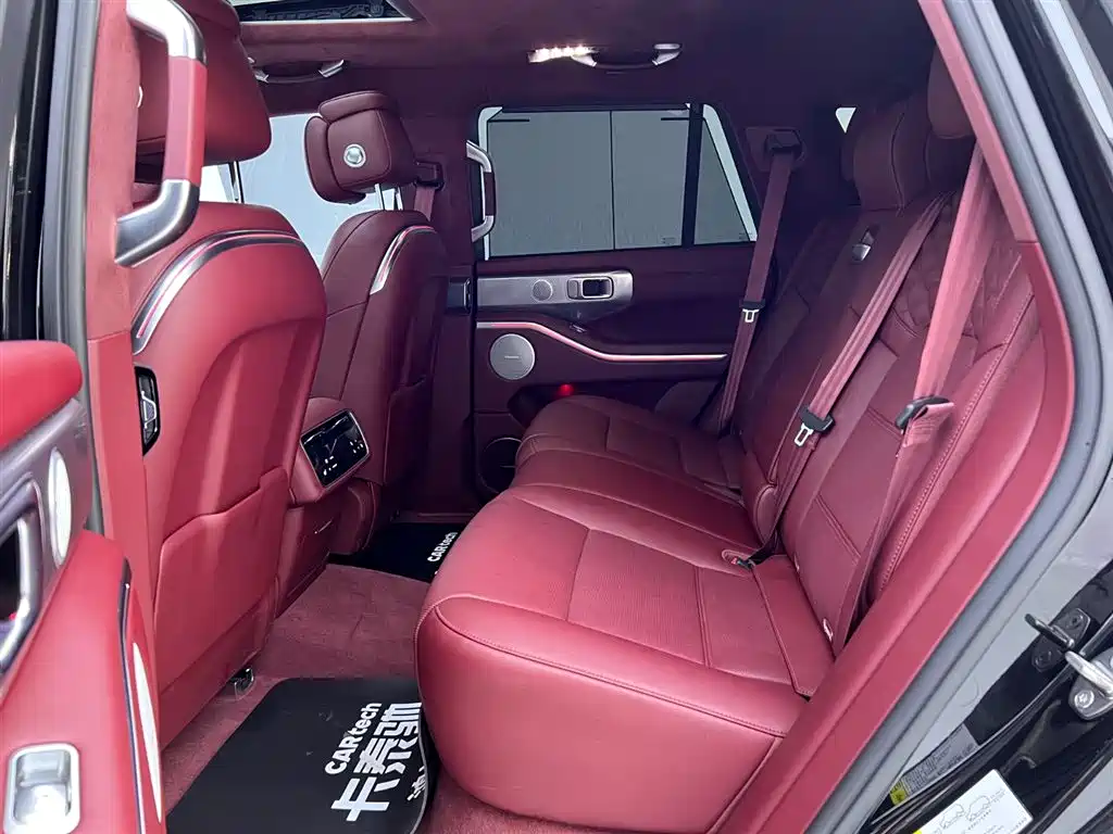 TANK TANK 700 NEW ENERGY