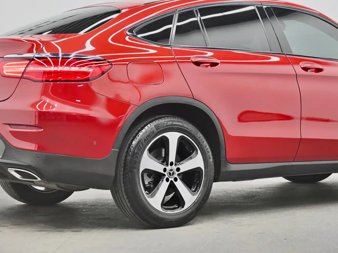 Mercedes-Benz GLC Coupe 2019 GLC 200 4MATIC Coupe SUV фото 31