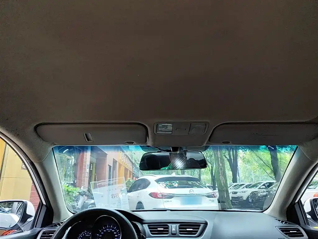 Kia K2 2015 Sedan 1.4L MT GLS фото 18