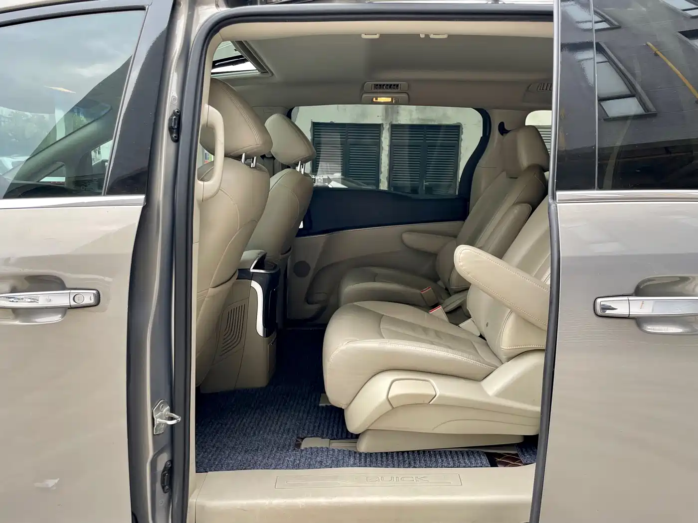 Buick GL8 2018 28T Luxury Model China VI фото 9