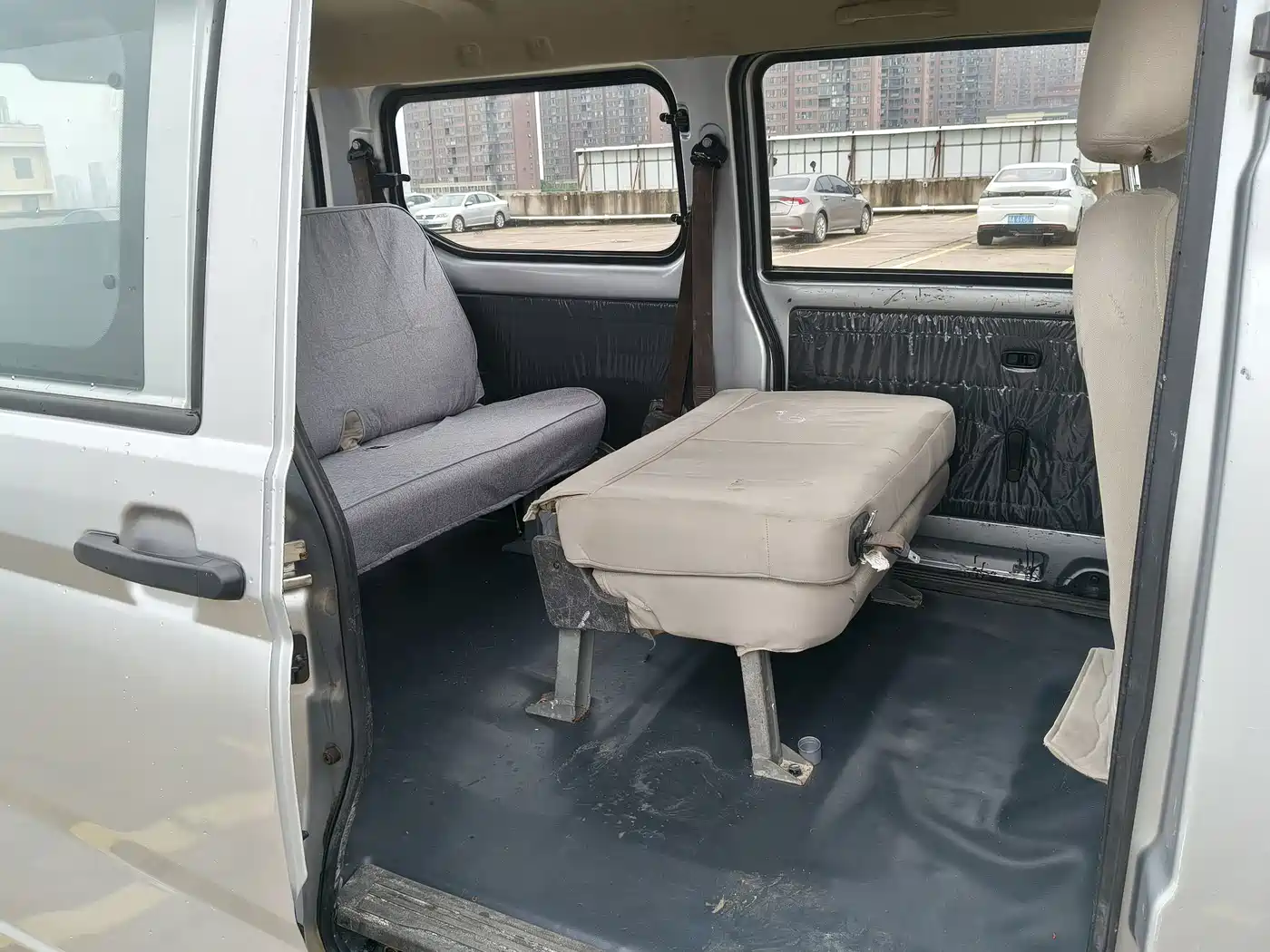 Wuling Motors Wuling Rongguang 2020 2020 1.2L S Basic Model China VI