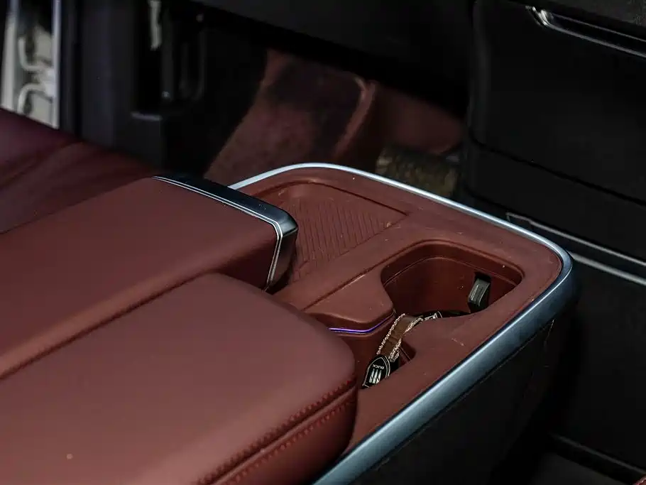 Buick Century 2025 2.0T 6-Seater World Edition фото 37