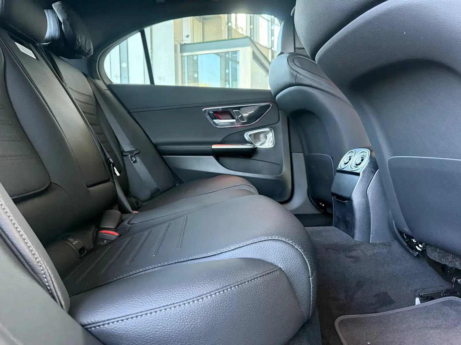 Фото 16 - Mercedes-Benz C-Class