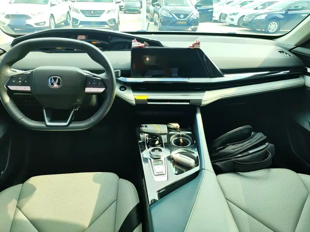 Changan UNI-V iDD 2023 2023 Smart Electric iDD 1.5T 113km Smart Cool Type
