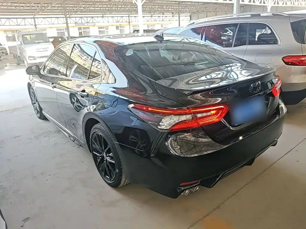 Toyota Camry 2023 2022 2.0S Knight Edition