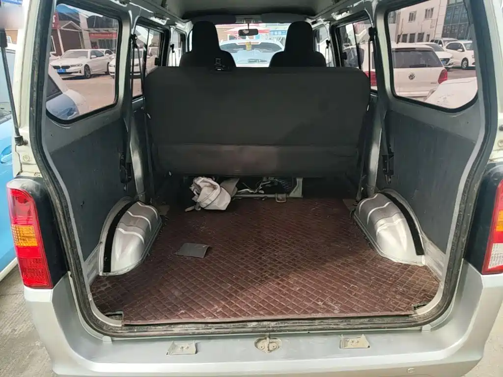 Wuling Motors Wuling Zhiguang 2021 2020 1.2L Utility China VI LSI