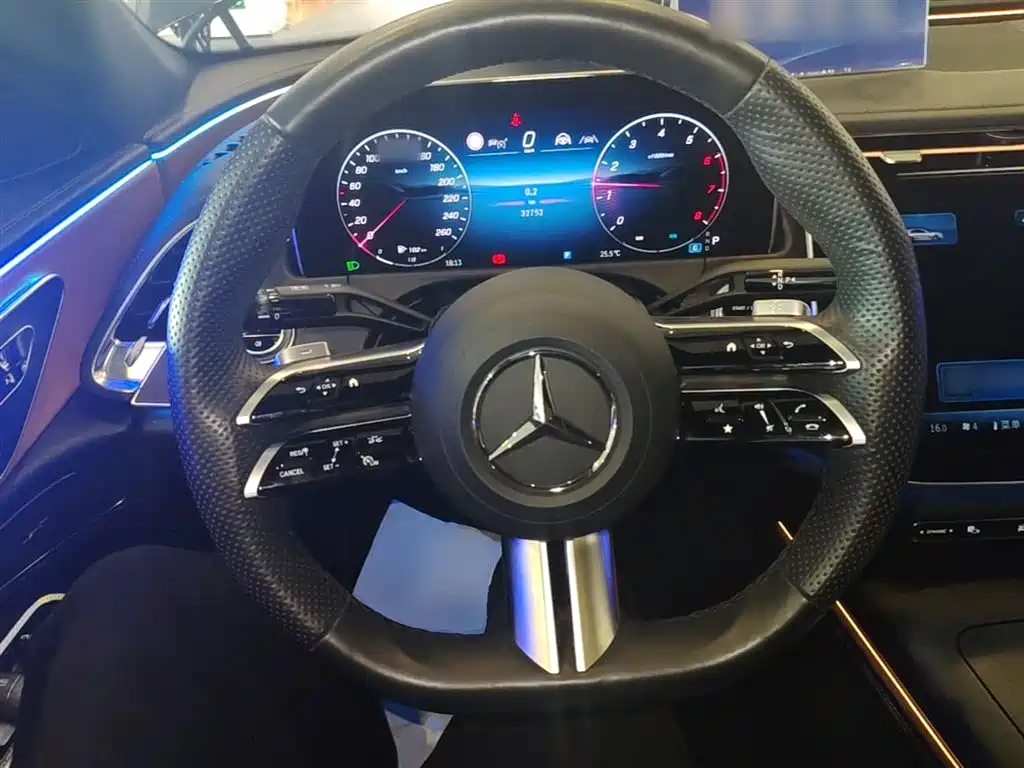 Mercedes-Benz E-Class 2024 E 300 L Fashion Sport фото 11