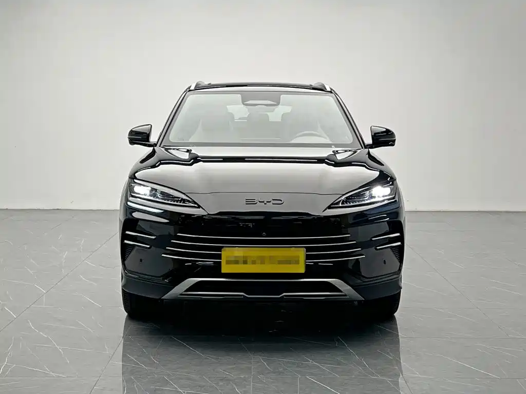 Photo 2 - BYD Song PLUS PHEV