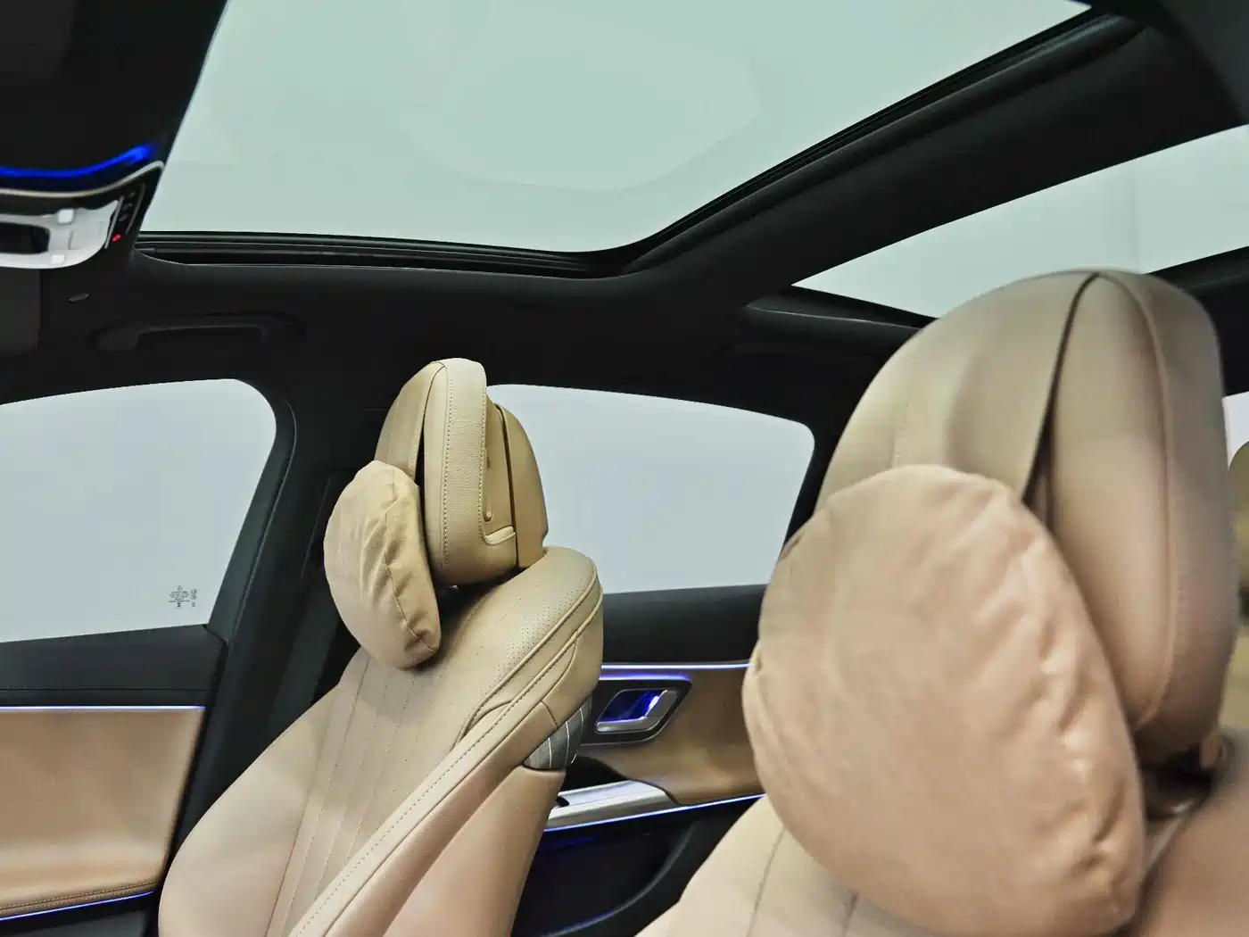 Mercedes-Benz E-Class 2025 E 300 L Fashion фото 25