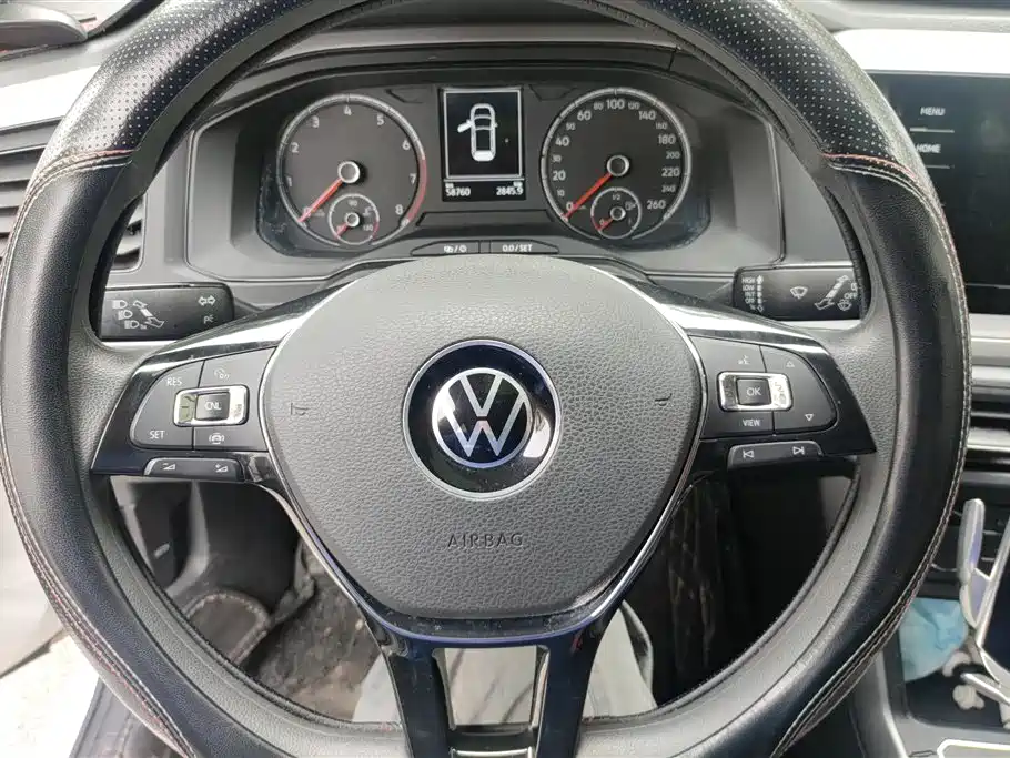 Volkswagen Polo 2021 Plus 1.5L Automatic Panorama Enjoyment Edition фото 15