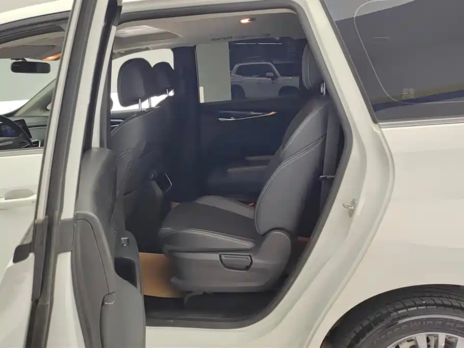 SAIC Maxus Maxus G50 2021 1.5T Automatic Easy Tour B фото 11