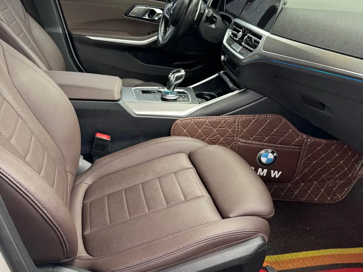 BMW 3 Series 2020 325Li M Sport Black Night Package фото 17
