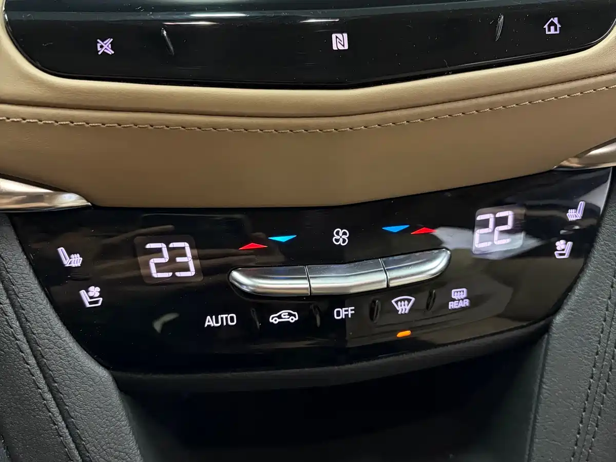 Cadillac XT5 2020 28T AWD Platinum Sport Edition фото 23