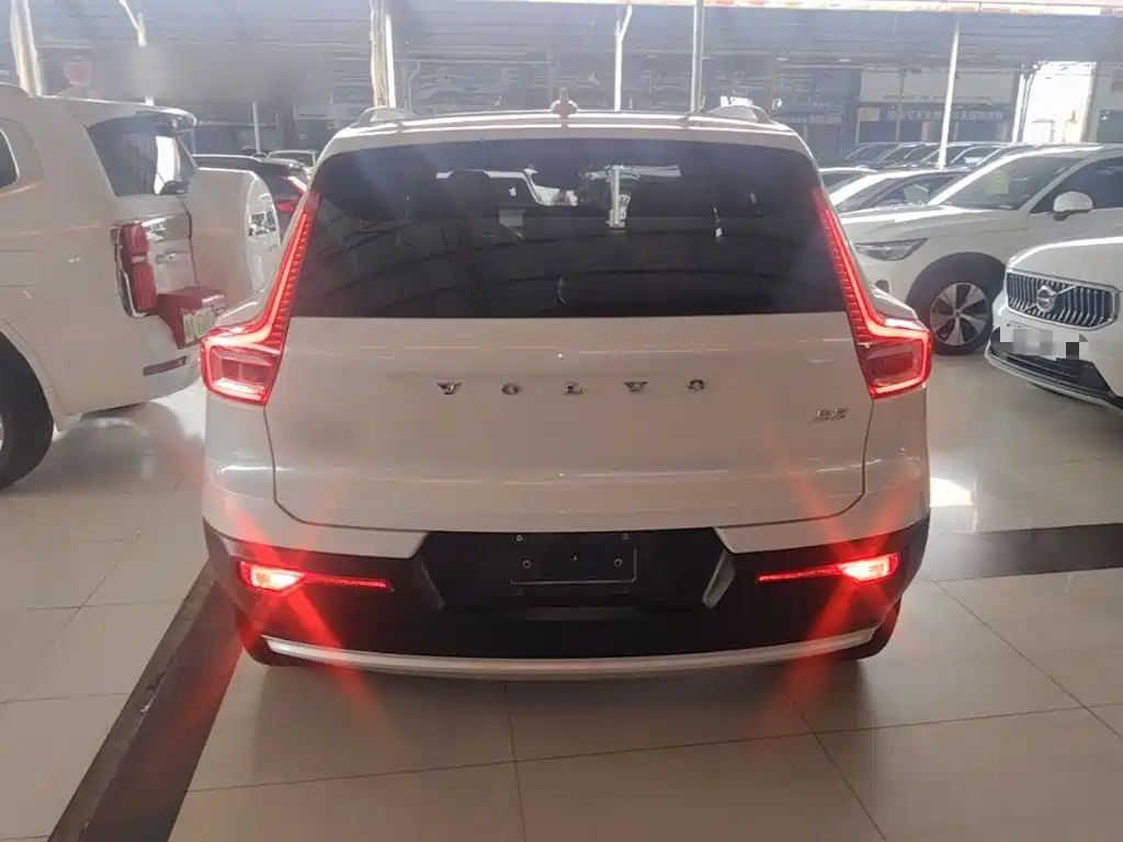 Volvo XC40 2024 2024 B3 Smart Elite Luxury Edition