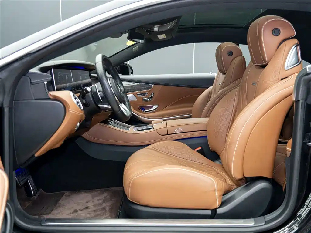 Mercedes-Benz S-Class AMG 2018 AMG S 63 4MATIC+ Coupe фото 8