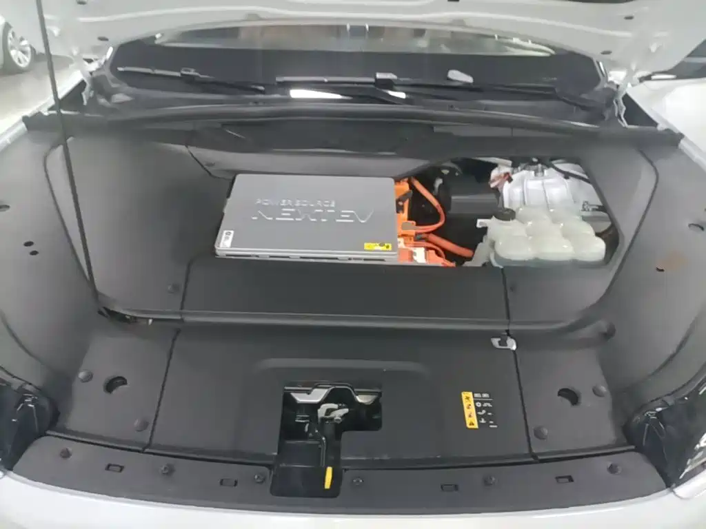 Фото 20 - NIO ES6