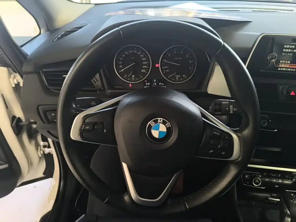 BMW 2 Series Gran Tourer 2017 2015 218i Leading