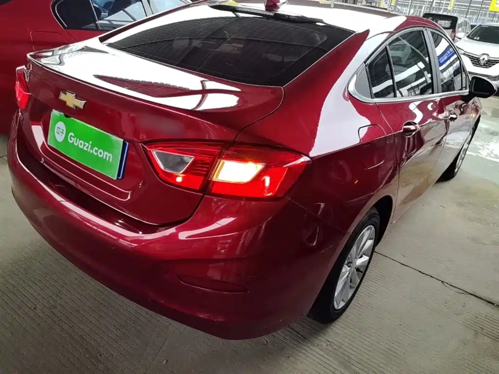 Chevrolet Cruze 2018 Facelift 320 Automatic Stylish Urban Edition фото 7