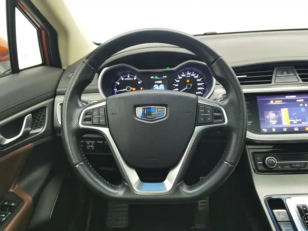 Photo 11 - Geely Emgrand GS