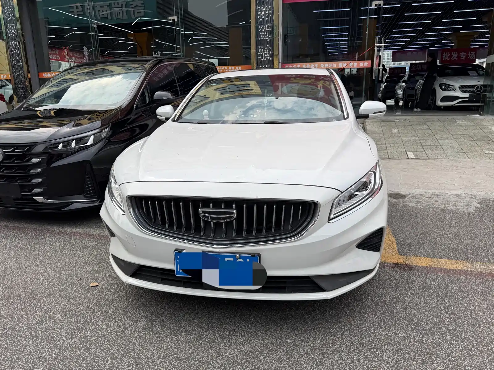 Фото 2 - Geely Borui