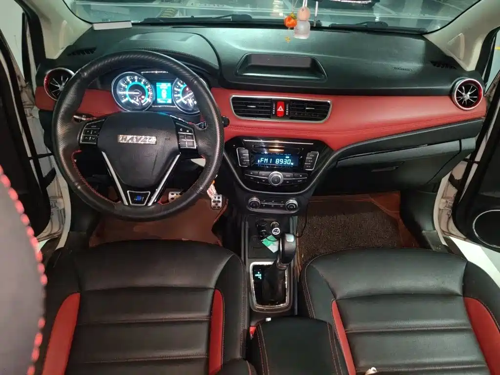 Фото 10 - Haval H1