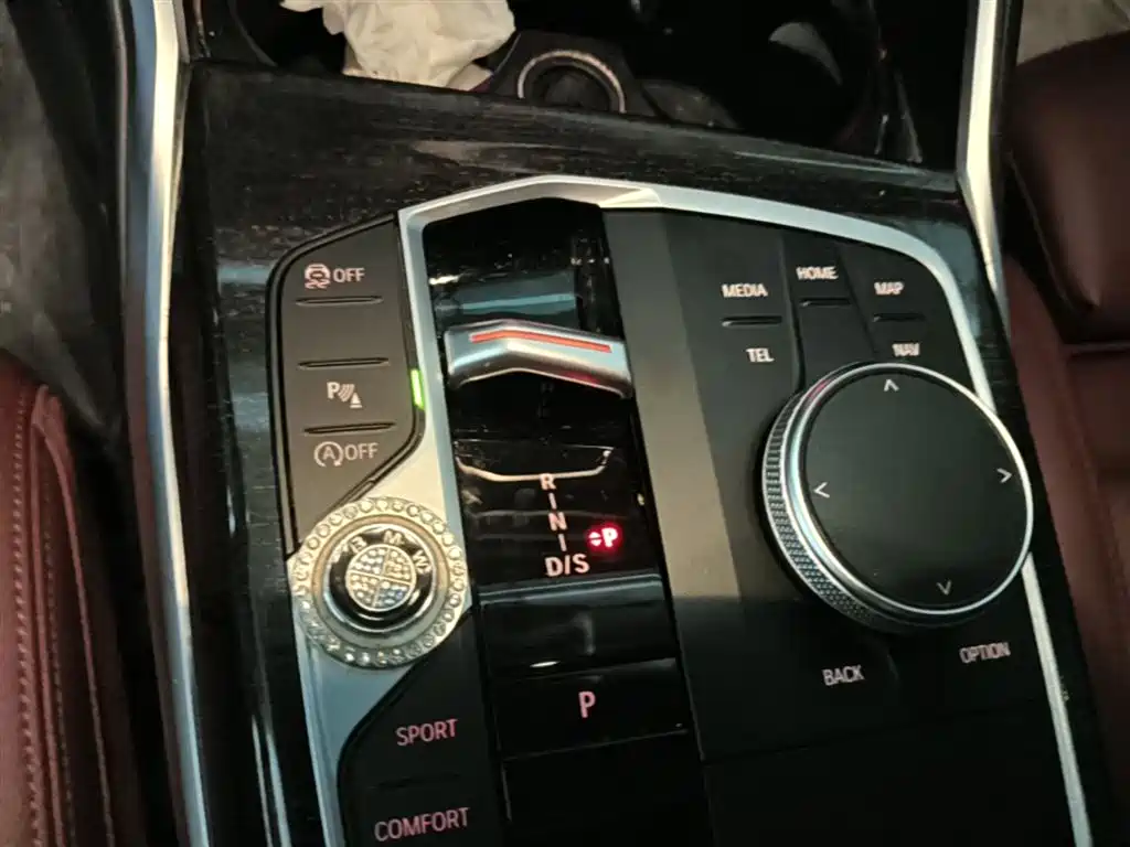 BMW 3 Series 2023 325Li M Sport Package фото 21