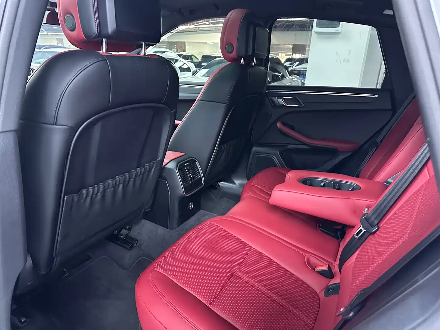Porsche Macan 2018 Macan 2.0T фото 12
