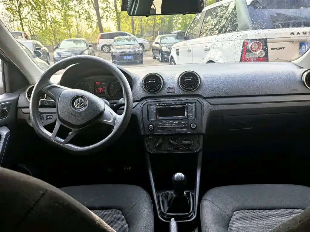 Volkswagen Jetta 2017 1.4L Manual Fashion фото 6